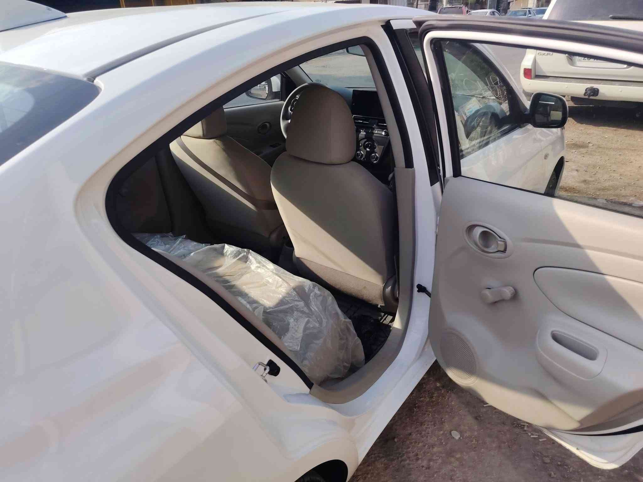 نيسان صني • ٢٠٢٤ • نجف