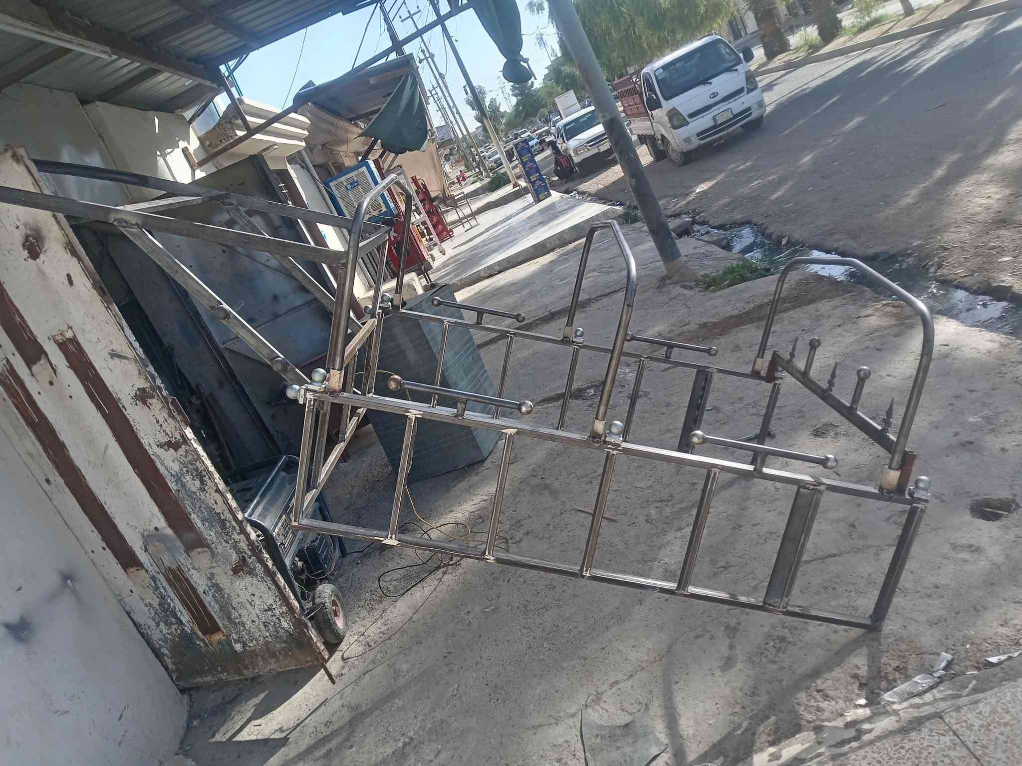 محجل سوته فصال جديد معى اقواس الجادر معى الشد بدون صبغ السعر(٩٠)موبايل (***********) (***********)
