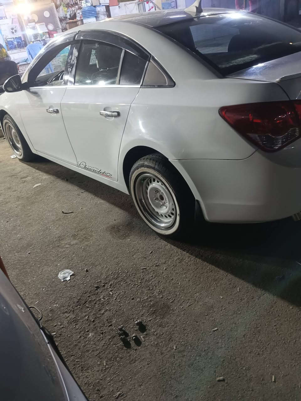 سلام عليكم شوفر كروز مديل 11 أمريكي سياره مكينه جديد توني شاده كير تبريد صدر شاشه كامره ويل رياضي حجم 15 بيه مكانت صبغ ابيع حزام سنويه جديد بسمي سعره 72 وبيه مجال قليل رقمي ***********
