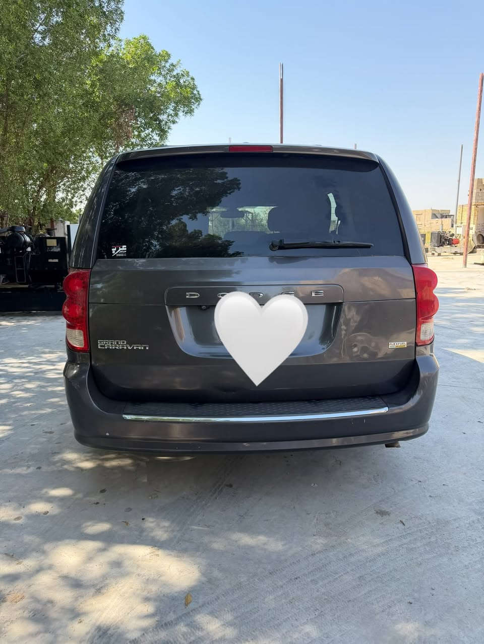 سلام عليكم للبيع دوج كرفان مديل 2019 وارد امريكي
سعرهً مناسب 
بيبان كهرباء+ جنطه كهرباء 
داخل جلد اسود كهرباء كشنات خلفيات بلع 3 قطع تبريد 
محرك كير حداديه تخم تاير تبريد كله جديد وجاهزه من كلشي 
رقم كربلاء الدولي جديد 
تحويل ثاني يوم 
علمن السياره كفالة عامة من كل شيء 
الاستفسار اكثر اتصل//***********
عنوان السياره بغداد فقط بيع بدون  مراوس
