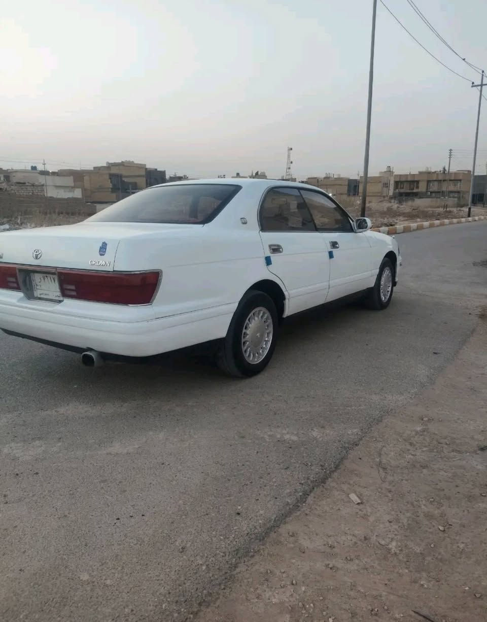 بطه  موديل 2000 رقم بصره تحويل مباشر سياره مكفوله من ضربه  وتبديل وعيب شرعي ونقل جثه سياره كفاله عامه فقط مصبوغه جماليه بدون ضربه سياره كير ومحرك جدد اثنين ونص  سياره نضيفه مال جناي  سياره حداديه وكهربائيات تخم تاير كله جديد عنوان صاحب سياره لبصره مكان سياره ناصريه سعر50$ رقمي ***********
