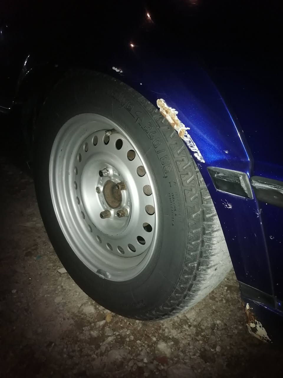 السلام عليكم شباب
عندي ويلات للبيع 👇
✅ تخم ويل حديد حجم 15 بلادي مكفول من كلشي صبغ شركه وختم bmw سعرهن 200 الف تاير زوج جديد وزوج نص عمر
✅ وعندي زوج خليه بلاد وبدون خلل مكفول وبدون تاير سعرهن 120
✅ زوج ويل كب صقر حجم 15 والتايرات نص عمر سعرهن 90
مكاني البصره المعقل
***********
