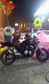 cb4 جيل اول للبيع فول نضافه محرلك بلادي جيب  جيب فيتر وتعال  والدراجه ...