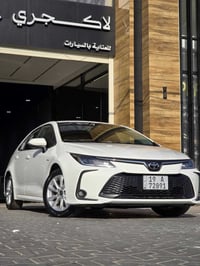 كورولا خليجي • ٢٠٢٥ • ماشي ٣٣٠٠٠