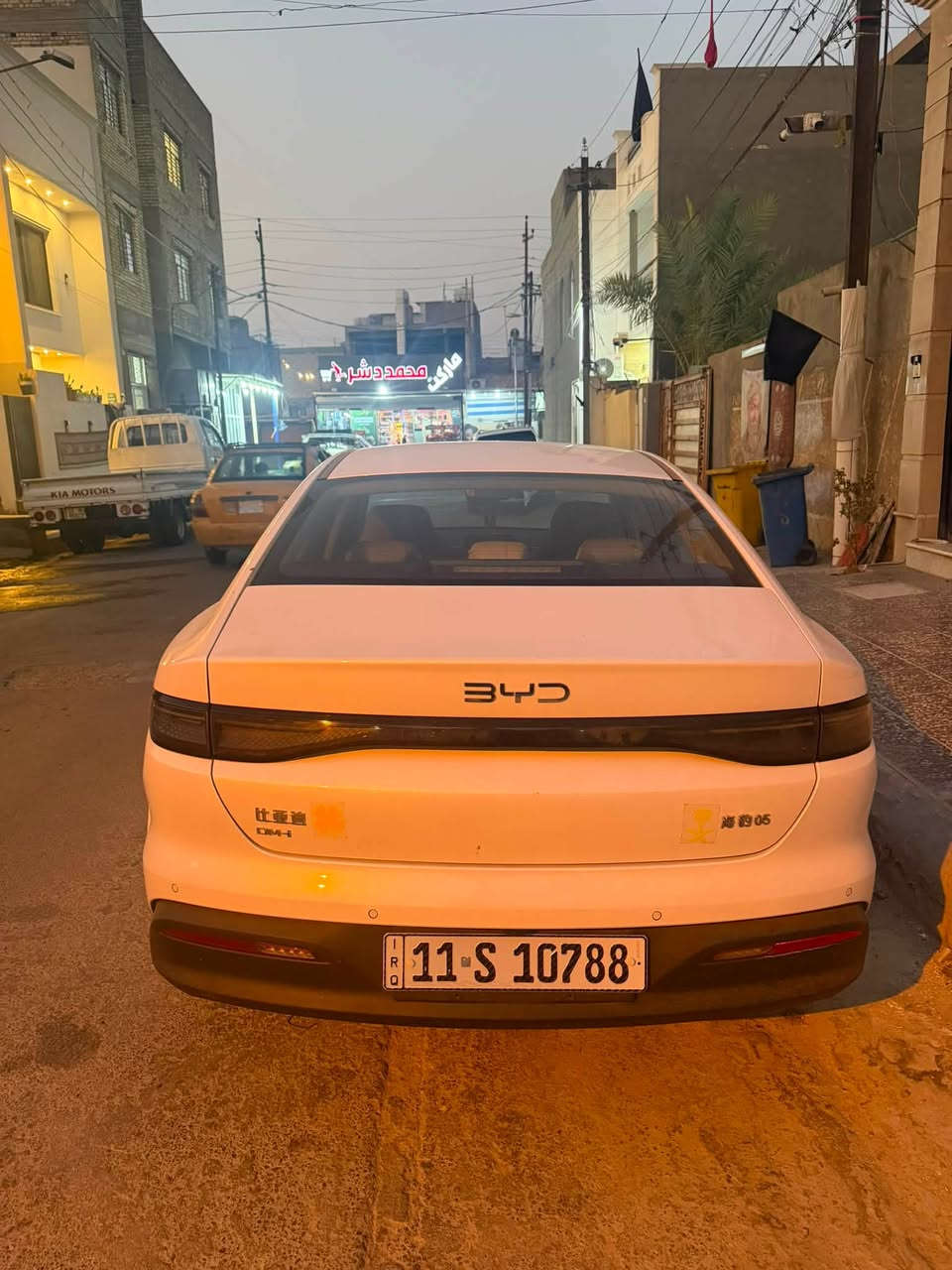 بي وأي دي سيل 5 رقم بغداد . موديل ٢٠٢٥ . مواصفاتها .
بصمة وتشغيل عن بعد 

جلد ابيض 

السياره مغلفه كشنات ول ارضيات حوضيه والستيرن مغلف خياط جاهزه من كلشي

شاشة اندرويد 

كامرة 

حساسات 

فول تحكم استيرن 

تبريد قطعتين 

حاجب نهاري 

وبيه هاي ملاحظيه بل داعميه فقط لا غير كلش بسيطه 

غرضها كلها وياها كامله . ماشية4000ونص فقط وبدون صبغ ولا بارد . السعر ١٩ مليون   لاستفسار***********
