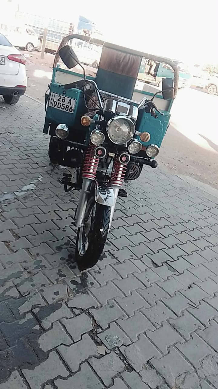 ستوته جمره فحل للبيع ورك كيه بدي اربع جناكيل مكفوله رقم وسنويه بسمي السعر خاص وهذا رقمي مكاني نجف ***********
