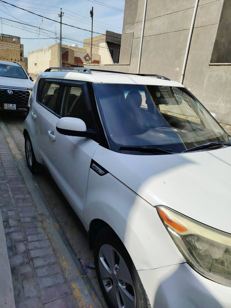 كيا سول 2015
مكينة 1600 GDI 
هزة ورقم جديد بأسمي تحويل مباشر 
ماشية 95 الف 
بيها طخات وصبغ مكانات سونار مرفق 
مكاني ديوانية السعر 84 بيها مجال بسيط
*********** بي واتسب
