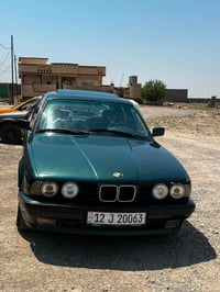 بي ام ٥٢٥ • مكينة ٢٠٠٠ • مقاعد جلد