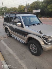 باجيرو • موديل ٩٢ • رقم نجف