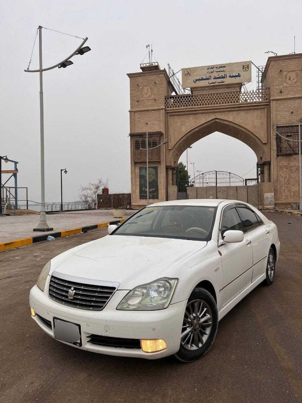السلام عليكم شاهينه 2005.     «للبيع»
متومه شمالي انكليزي  خمس بصمات "كصتين "
✅3 دكم 
✅شاصي 80
✅رصاصي +اسود  
✅تحكم استيرن 
✅برده خلفيه 
✅نظام ترحيب عن قرب 
✅كامره خلفيه 
✅مري شفط
✅شاشه كبيره 
✅مثبت سرعه 
 
هواي بيها مواصفات معروفه شاهينه بمواصفاتها 
السعر ٤٠ وبيها مجال او مراوس بسياره حسب قناعه مكاني بصره 
للاستفسار رقم ***********
