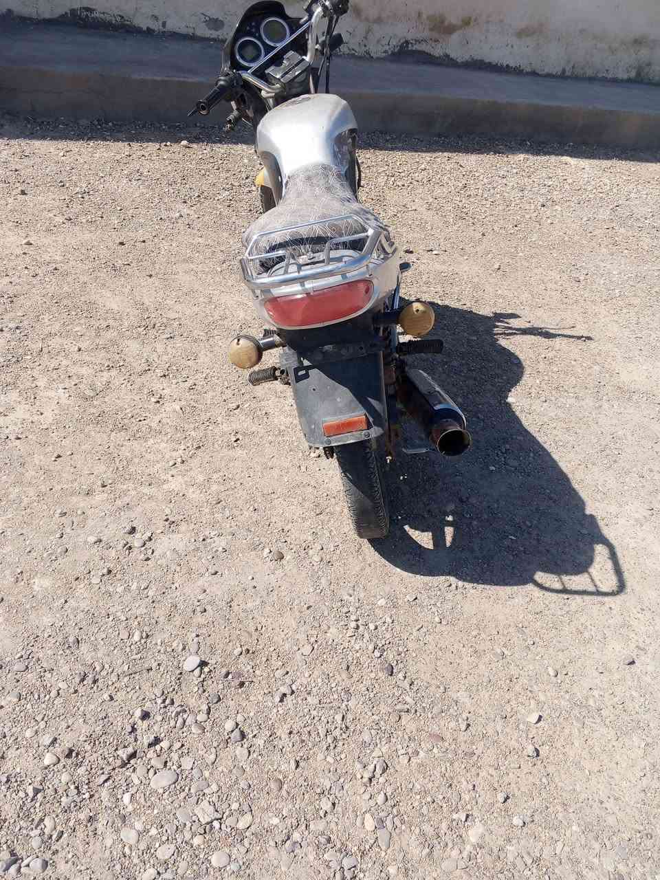دراجه سايم نص نظافه بيه نقص بس تاير خلفي شقاله مابيه شي سعر خاص ***********
