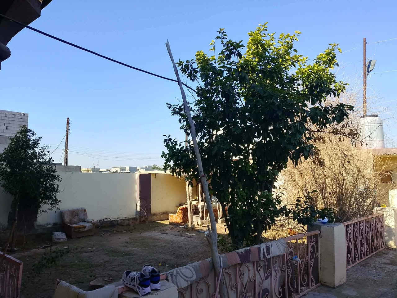 بيت لبيع
مساحا. 300 طابو صرف
بي غرفتين نوم واستقبال ومطبخ وصاله كبيره
مكان. قالبيا سييف سعد قرب شارع ٣٠
سعر 48 وبي مجال لطيبي
الرقم لستفسار***********
