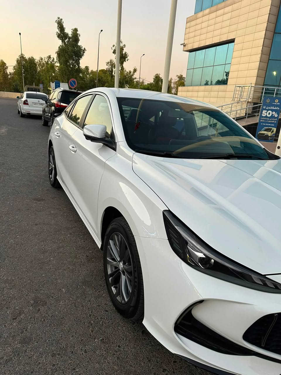 MG GT 2025 clean title
وابزانە بەسفری دەرت هێناوە 

شاشە ئەکتیڤی بیلاد ٦ مۆد

تەنها ٩٠٠کم رۆیشتوە

بێ سارد بێ بۆیاخ بێ چاڵ بێ شوخت

فول مواسەفات

سلایت
گاعی قالبی بۆ داندراوە

سەماعەی التیمای بۆ بەستراوە

لیدی پێشەوەی بۆ داندراوە

شەفافی دەرگاکان بەستراوە

ڕۆنی مۆتڵی تێکراوە تا ٣٠٠٠ کم لەسەری برۆ

سەیارەکە ماڵی دۆستە یەک دینار مەسرەفی تیانییە

گێڕ مەکینە تەحویل غرامە بە زەمان

لە هەولێرم

بۆ پەیوەندی

***********
