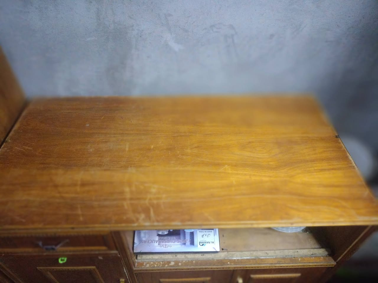 سلام عليكم بوفيه البيع خت جديده سعر 75وبيه مجال العنوان بصره دور شرطه يم مجمع سبع سنابل ***********
