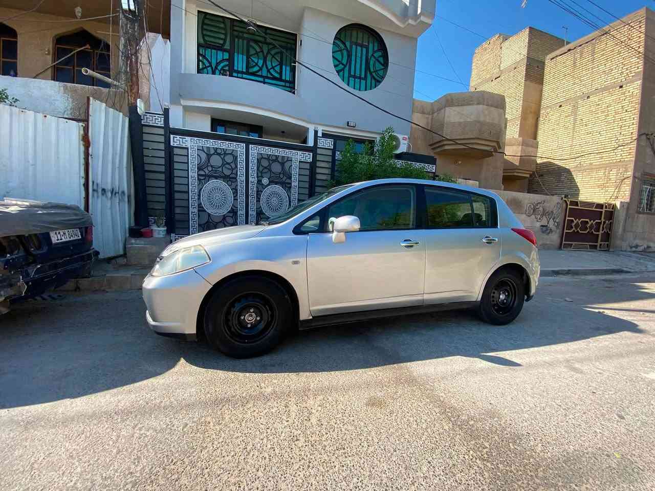 السلام عليكم للبيع نيسان تيدا 2008
رقم بغداد تحويل مباشر 
محرك وكير كفالة عامة 
تبريد تدفىة 
صدر امامي خلفي جديد 
تحم تاير 
عنوان بغداد الكرخ 
هاتف ***********
السعر 67وبية مجال بسيط
