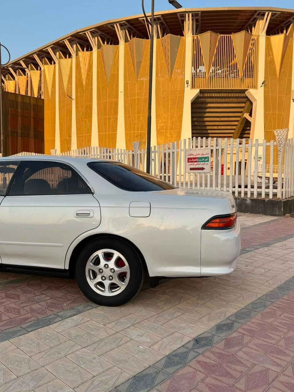 الزبير
سلام عليكم مارك نفخ للبيع 
مديل 1993مكفوله كفاله عامه 
كص او نقل وعيب شرعي 
مكينه 2500 ديلكو كير برادو 
سنويه 31 تحويل مباشر 
سعر 67
***********
