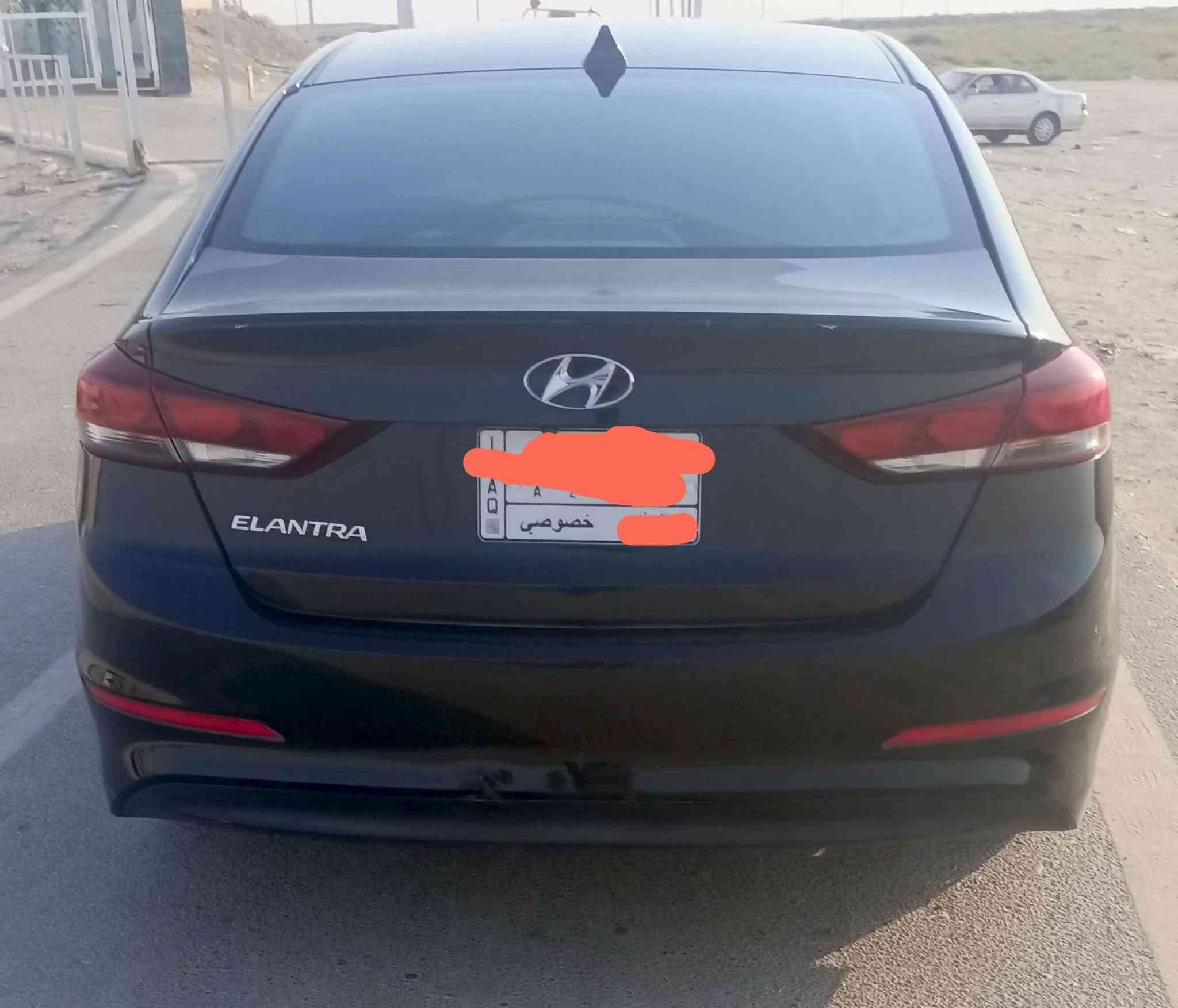 للبيع لنتره هونداي وارد مريكي مديل 2018حادث بنيت سعر118وبيه مجال تراهم مراوس بجارجر حسب التفاق  ماكان ذي قار النصر رقم تليفون ***********
