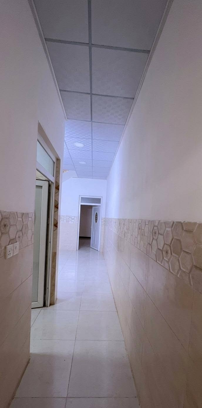 شقة للإيجار • حي السكر • بناء حديث