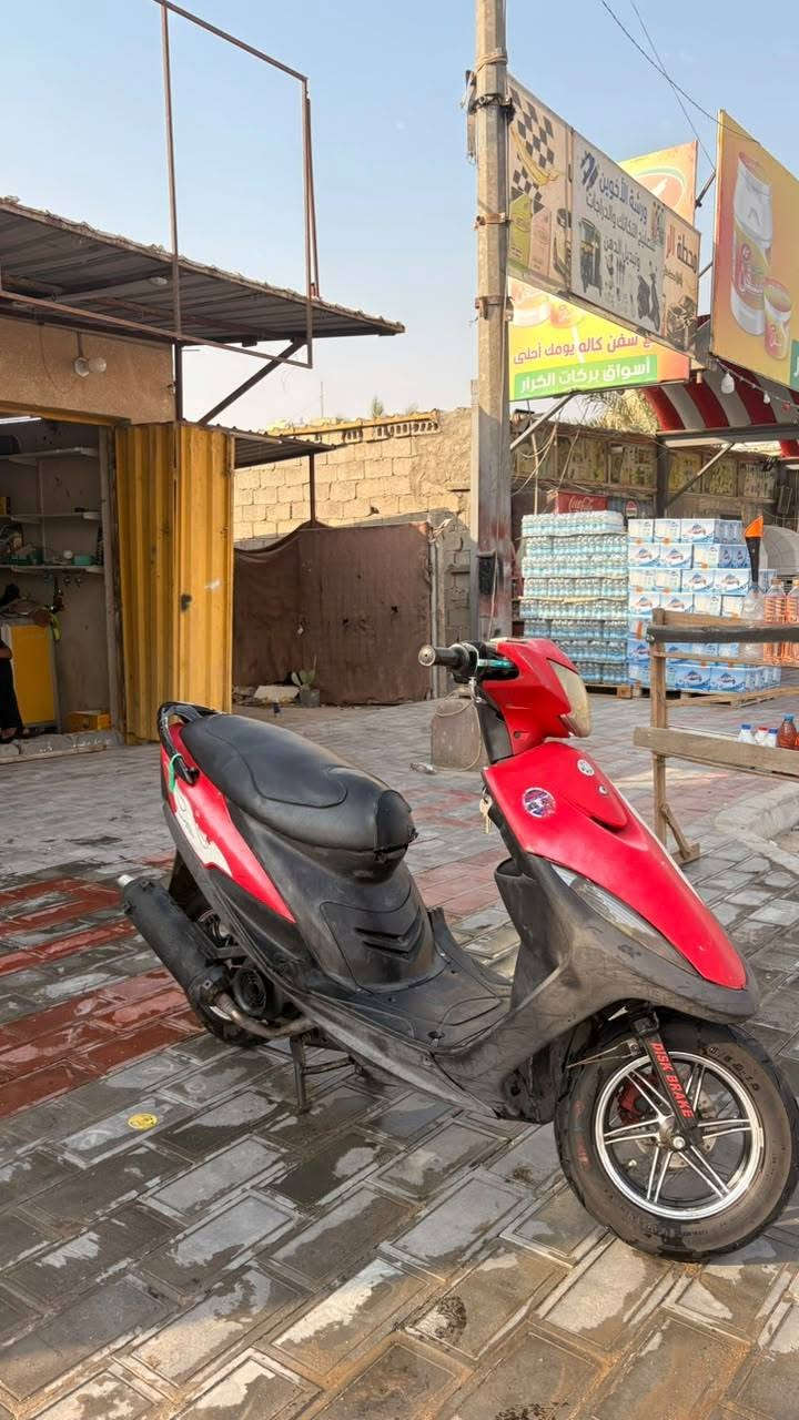 سلام عليكم ماكس حلوه ونضيفه محرك 55مفتوح دراجه زوج تيرات جدد سعر 600وبيه مجال قليل كلش ***********
