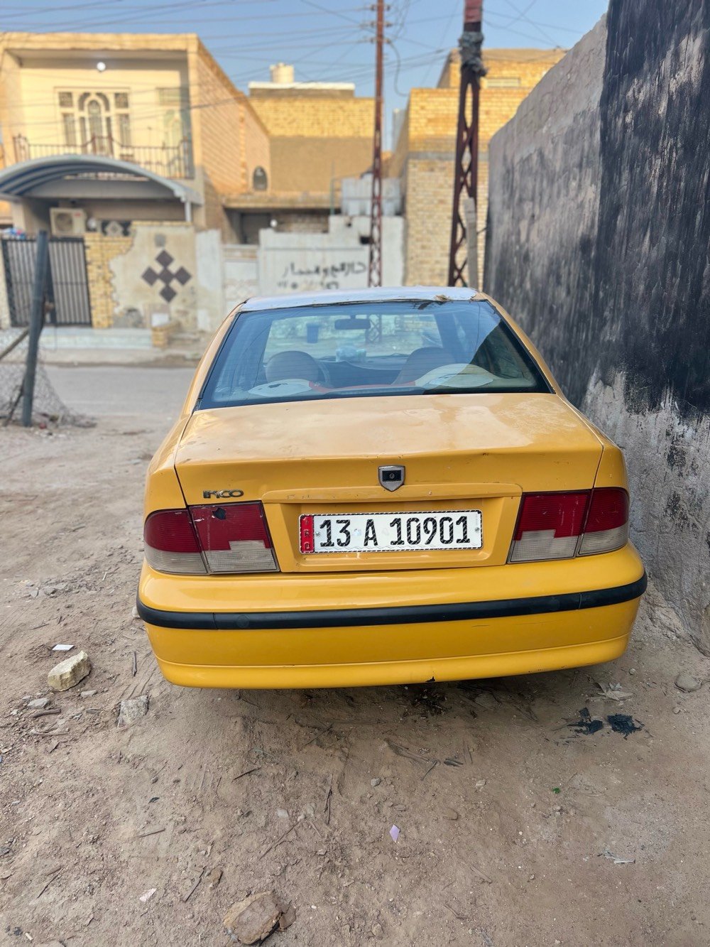 سمند 11رقم انكليزي مصفره هيه وغرامات كهربايات شغاله دوشمه جديده كاعيه جديده محرك كير شغالات كشره شوف العين سعر 17 وبيها مجال رقمي *********** ابيع كومت حديد