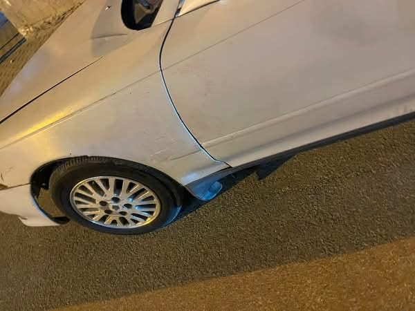سلام عليكم
مارك نفخ موديل 92

مكينه ملكه 2000 

سياره تخم تاير 

حداديه 50 بل 100 

تبريد مو شغال 

السياره ادوات 

مكاني النجف 

السعر 15 بيه مجال***********
