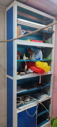رفوف المنيوم