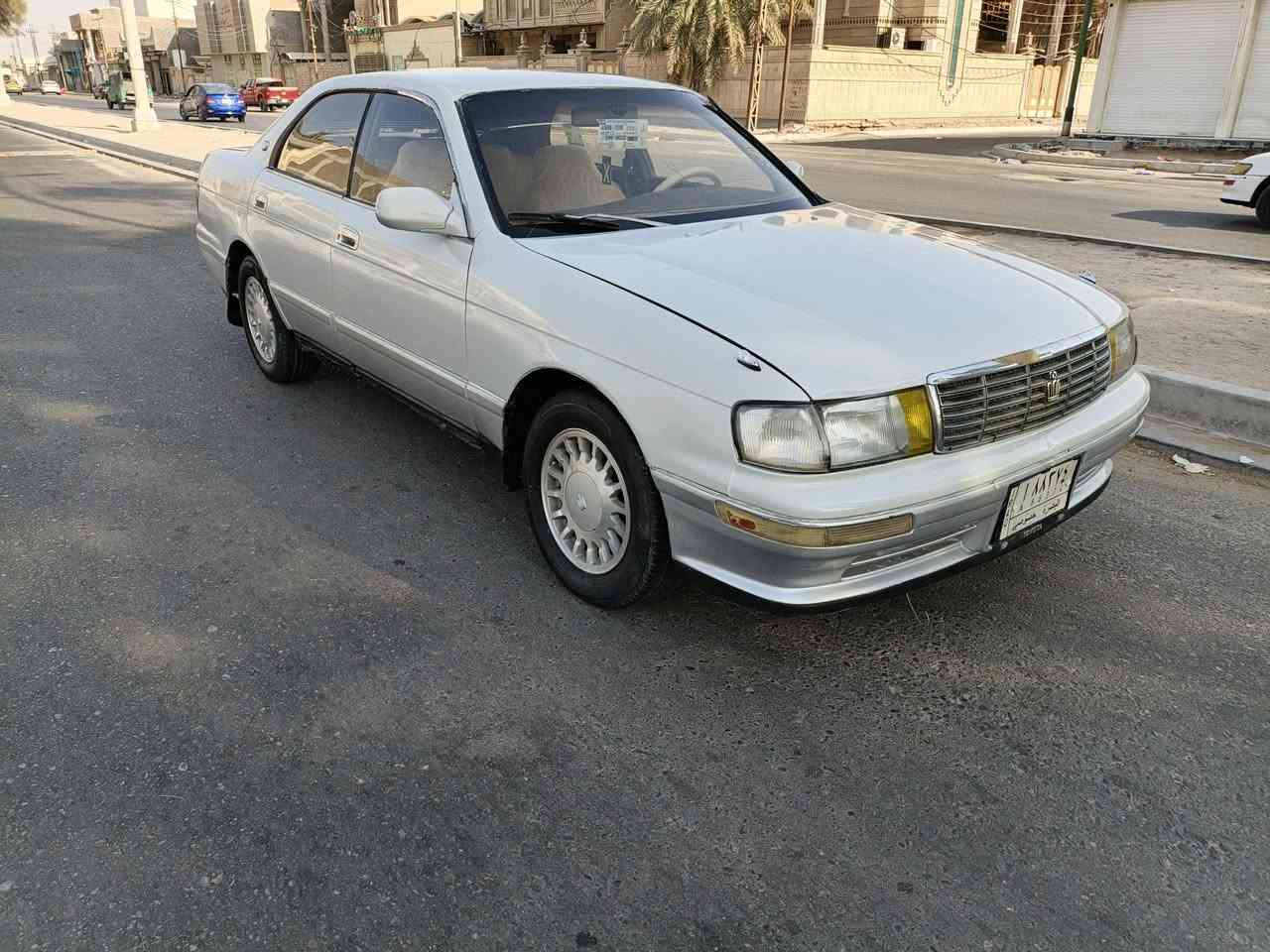 السلام عليكم اخوان
تويوتا كروان بطه فصل مديل 1993 مكفوله من الضربه ونقل جثه (علماً سياره مكصوصه جنطه فقط)
محرك وكير ونجي ناعم لاتبخير ولاتنغيص مصبوغه جماليه فقط حداده 70 بل100 دواخل انضاف تخم تاير نضيفه كهربايات عامه شغاله سياره جاهزه السعر 34 رقم بصره تحول ثاني يوم العنوان البصره
 الهاتف ***********
