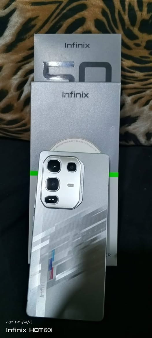 موبايلInfinix NOTE 50 Pro للبيع الجهاز نظيف 99% 100 الجهاز كلش حلو بالببجي 60 فريم وشاحنه 90 واط تليفون كلش حلو نظيف والسعر خاص هذا رقم الهاتف على الواتساب***********
