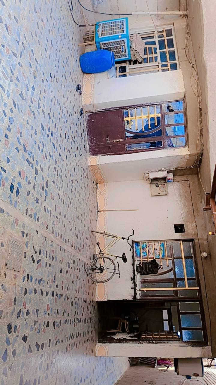 عنران شارع عشرين • ٢٣٠م • جاهز