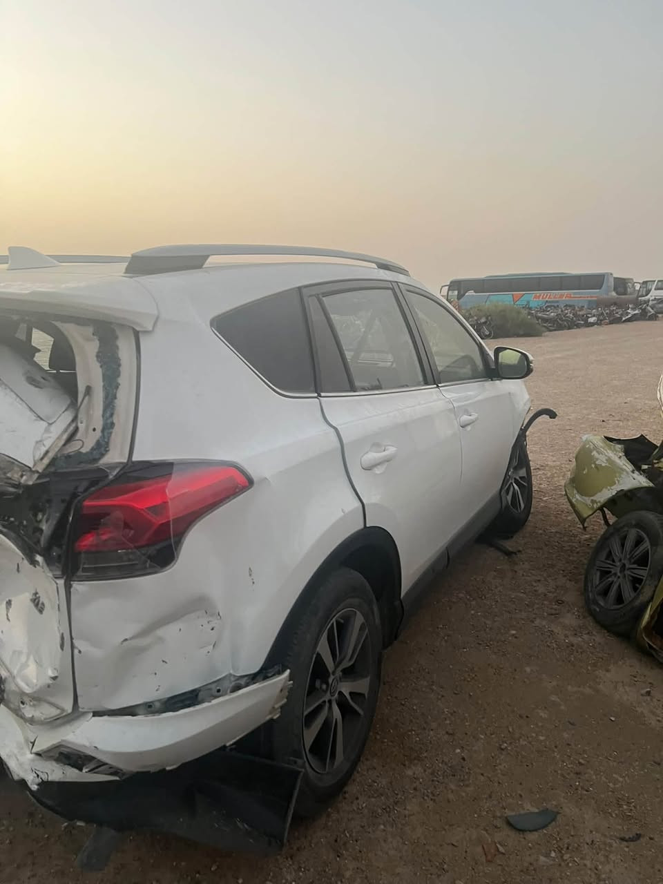 راف فور موديل ٢٠١٨ رقم بغداد على حادثها ابيع ***********
