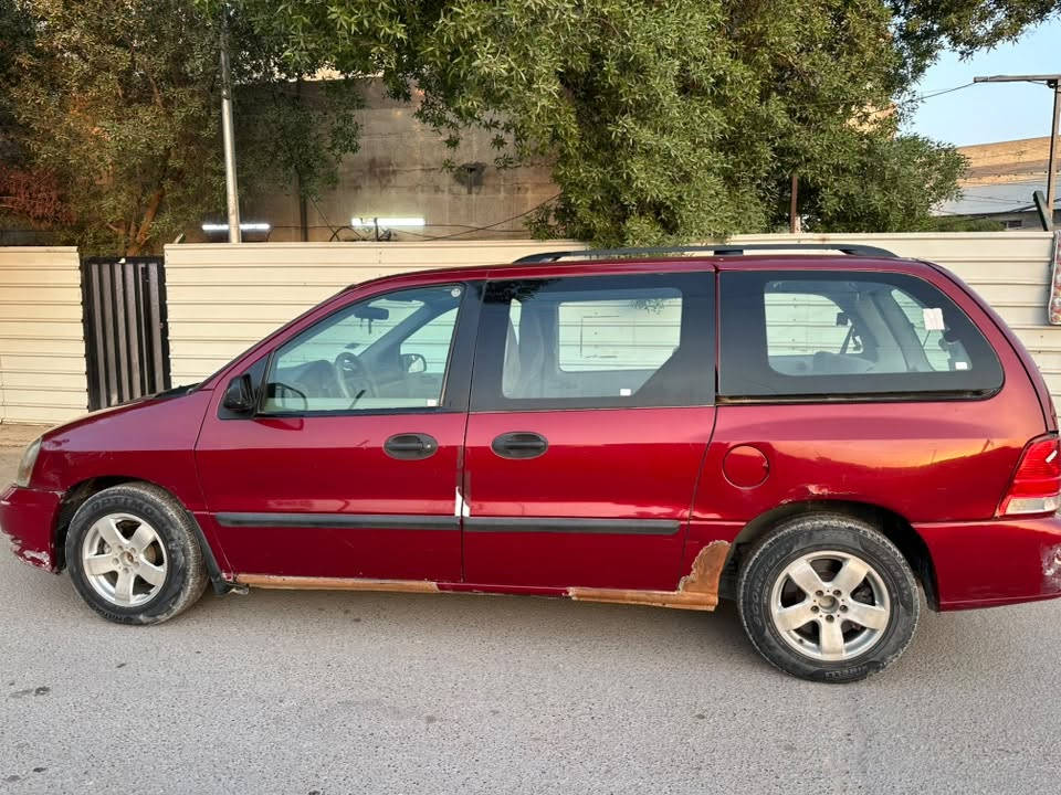 سلام عليكم
فورد فري ستار للبيع
موديل 2005
محرك 6 سلندر سياره بيها عطل بالكير فقط 
سعر 45 ورقه
للاتصال ***********
