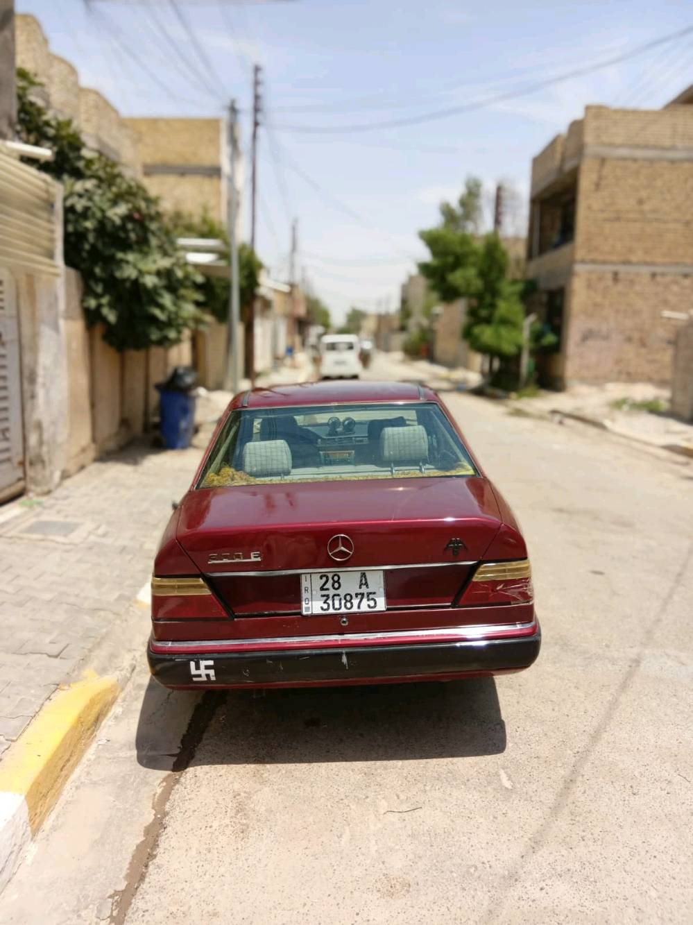 سلام عليكم
.مارسيدس دب
1.موديل 1993
2.محور بطه 3000
3. رقم نجف أنكليزي 
4. سنويه 2029 
5. قواعد دبلات بلادي 
(***********) 
6. مكان بغداد 
سعره 55 وبي مجال