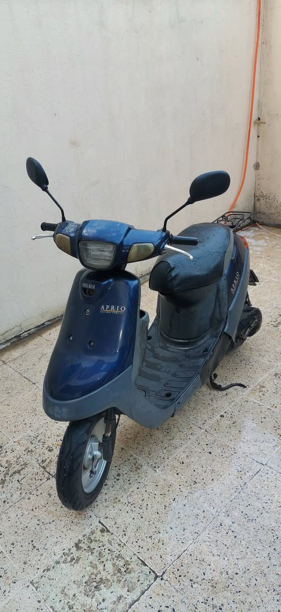 ماطور للبيع بوتين مره وحده معمر بس بستن مبدل حيل نضيف ويرمنيه كلها شغاله محرك اخرس سلف شغال السعر 300 وبي مجال ***********
