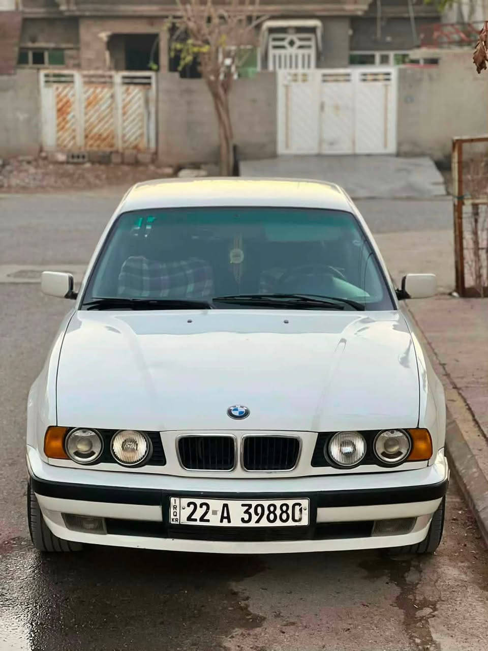 سڵاوی خواتان لێبێت
ئەم BMW بۆ فرۆشتن
مەکینە 520 گێڕ عادی
مۆدێلی 1992
2 جام کارەبا
کامل ناوی جلدی ڕەش 
بەرگە دەرگا و داشبڵ فۆرمیگا جوانە
دەبڵ چەکمەجە
7 کەلە
ئاوێنە گوێ بەرخ
تەنها ٣ پارچەی بۆیاخە
گێر و مەکینەو کارەبای بەشەرتی فیتەر
پێش پان عەتەر و بۆنیتی پانە
سەنەوی تازە تا 2030 
کامل ناو گێچی مەزبوت
٤ویلی حەسیر لۆک بیلاد 
تەبرید بەشەرت بەس غازی تیا نیە
سعر:62 وەرەقەو مەجال

ناونیشان:سلێمانی
***********
