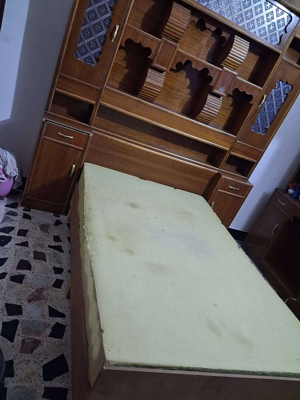 السلام عليكم چربايه مستعمله شبه جديده المكان بغداد ابي غريب 160وبيهه مجال قليل 
***********
