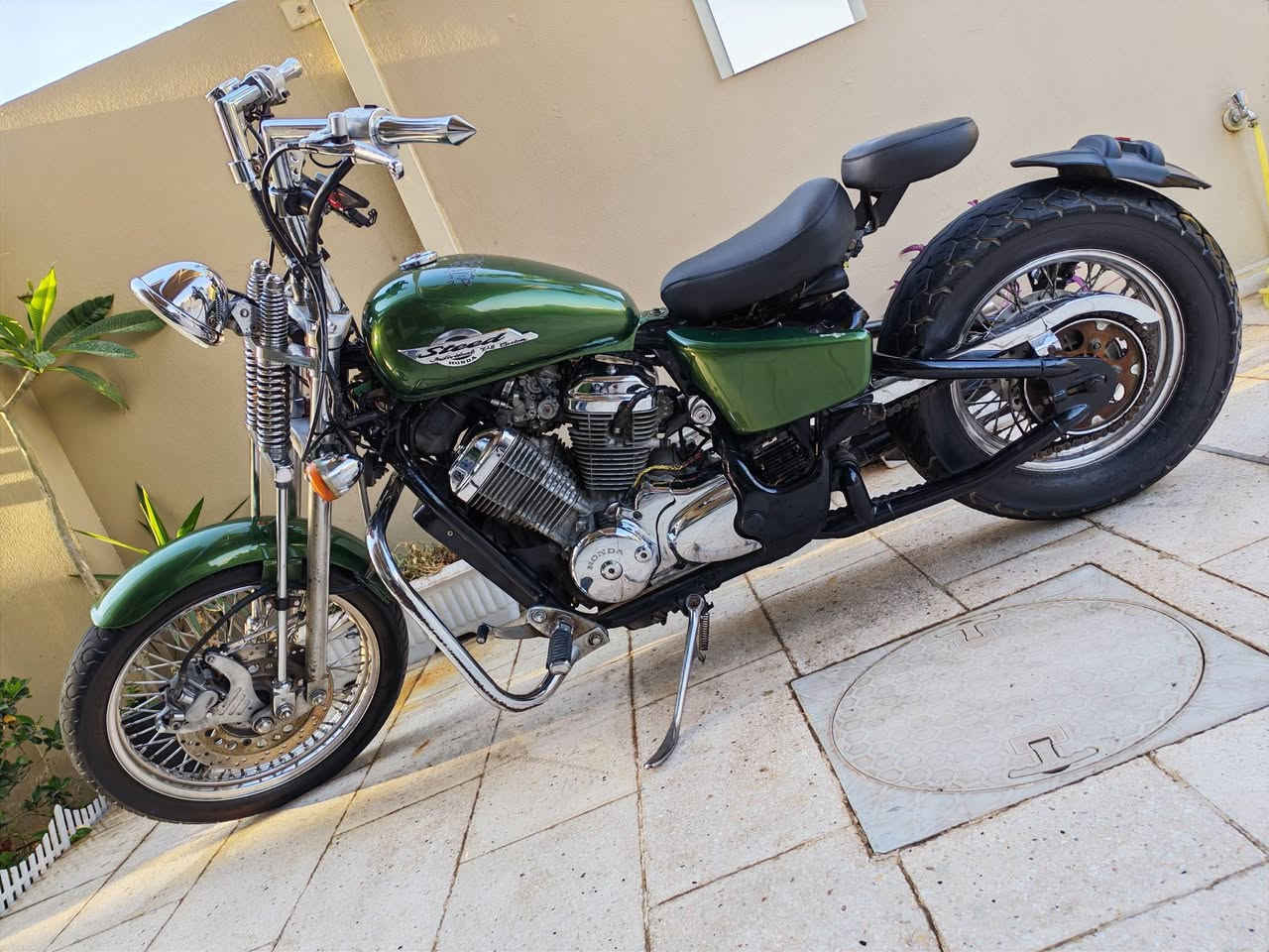 السلام عليكم
هوندا ستيد 400cc تعديل ببر و عليها تعديلات حلوة مثل ما مبين بالصور
الدراجة مابيها نقوصات
دهن جديد امزويل وفلتر جديد و مي اخضر
بدون رقم فقط مكاتبة
مكانها بغداد قرب بوابة بغداد
السعر 1600 (مليون و ستمية) وبيها مجال بسيط
للتواصل: ***********
