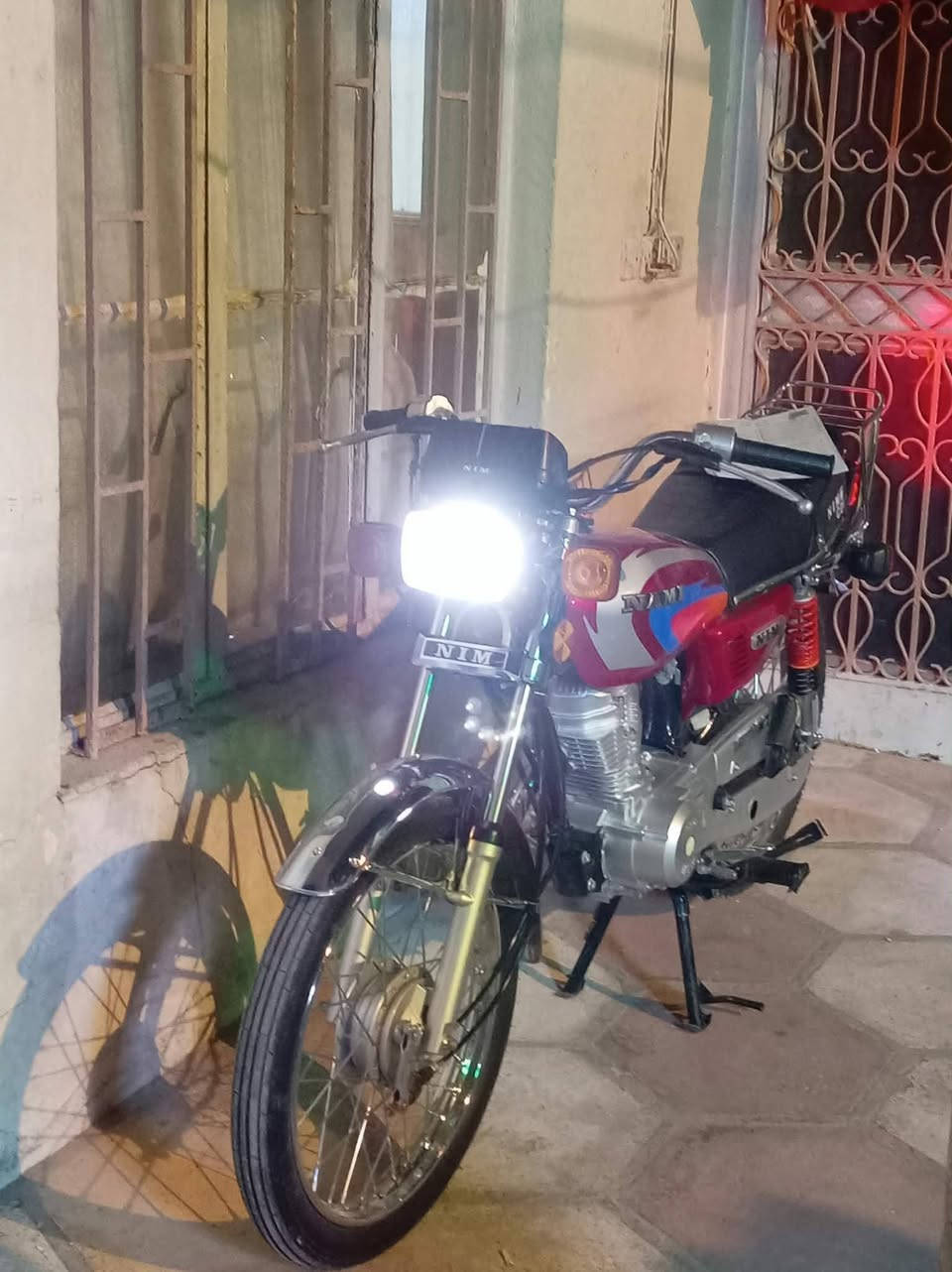 دراجه نامه شلامجه 26 اوراق اصوليه كامله السعر 850 وبيه مجال العنوان مركز الحله شارع 40مقابل مطعم البندقيه الشراي الاتصال الرقم *********** ا وتساب
