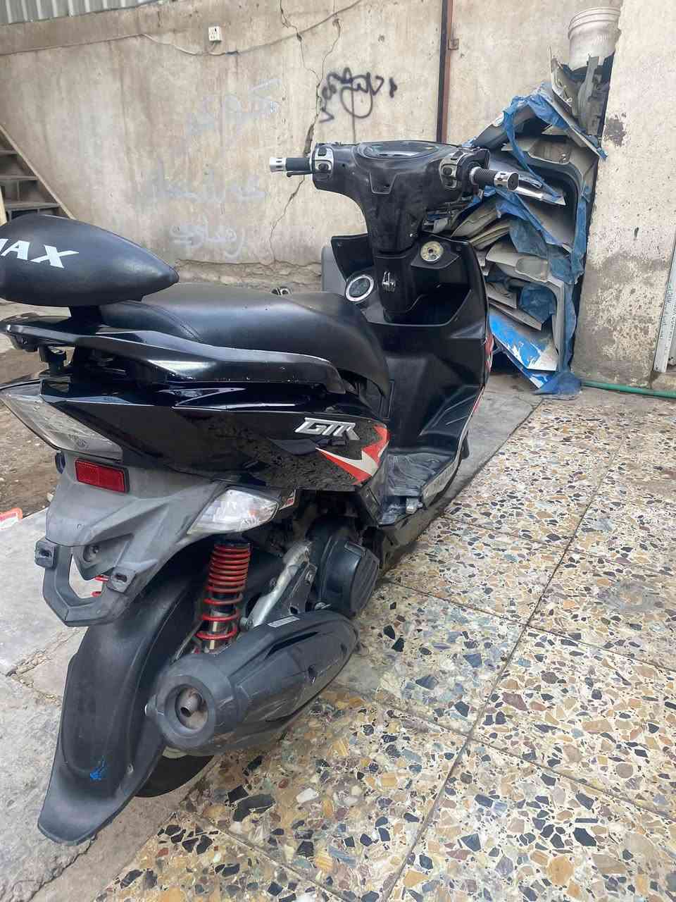 جي تي  بلاديه كله نظافه شوفت عينك مكينه خرسه شلعه معدل فول كهربايات كله شغاله سعر ٨٥٠ بيه مجال قليل مكاني بغداد الجديده شراي يتصل ***********
