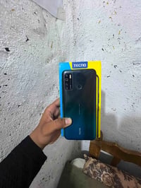 تكنو سبارك 5 برو • ١٢٨/٤ • بطارية ٥٠٠٠