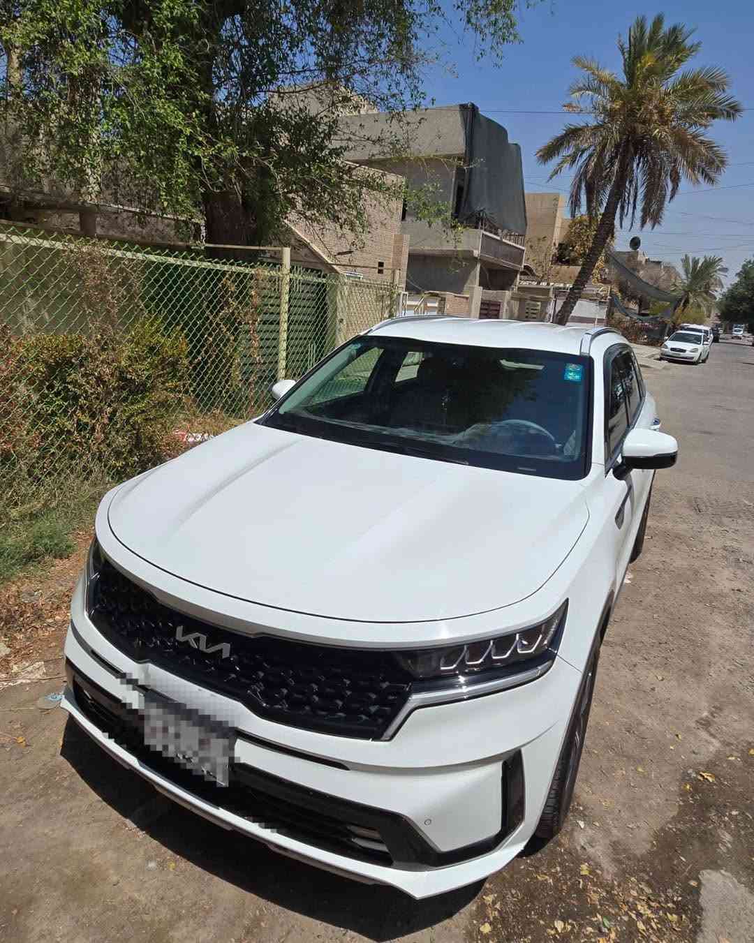 كيا سورنتو خليجي موديل 2023
السيارة جديدة ماشية 62 الف كم 

بيها بارد شخط بالباب خلف الصدر 
والجملغ الخلفي السونار مرفق مع الصور 

مواصفات السيارة 
(محرك 3500/ 6 سلندر ) 
كير ماوس المقاعد الامامية كهربائية 
قمارة حديد 
3 قطع تبريد ،اشارة بالمري 
تحكم بالستيرن 
السيارة باسمي بغداد مشروع وطني 

عنوان السيارة بغداد

🛑 السعر سوي تعليق يوصلك رسالة 💌

رقم هاتف  ***********
