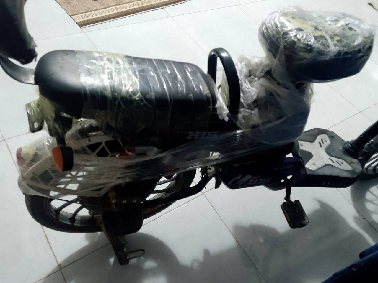 السلام عليكم هاي درجه شحن للبيع
السعر 125 بيها مجال.  ***********
