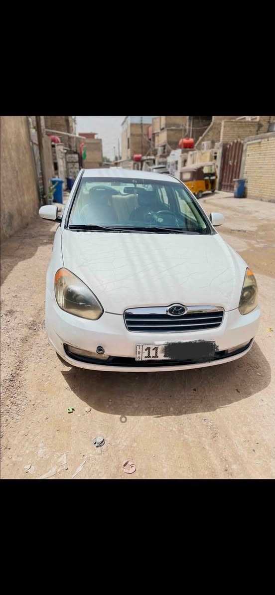 اكسنت وارد خليجي 
المديل 2010
وارد خليجي
حجم محرك 1600
ماشيه 260 ألف 
ما بيها صبغ بس بارد قليل 
مكيه كير ما بيهن شي مكفوله 
لوحه بغداد خصوصي 
عنوان بغداد حي اور
سعر 95وبيها مجال
رقم الهاتف ***********
