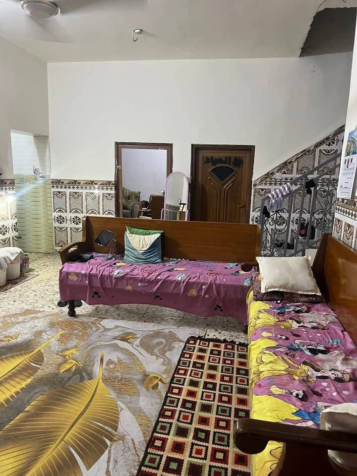 دار للايجار • شارع ٨٠ • طابقين
