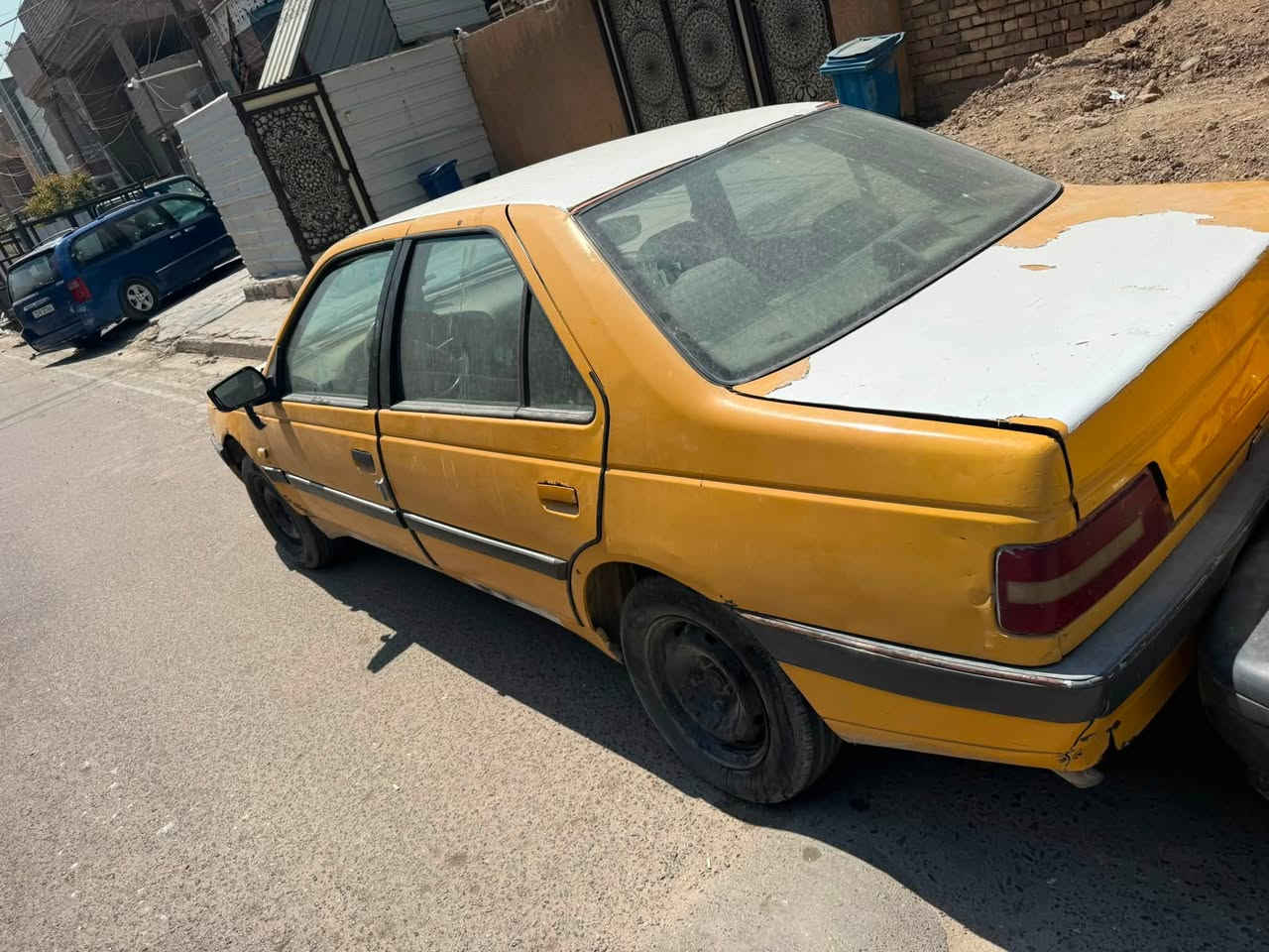 السلام عليكم بيجو جي ال اكس ١٠ محرك وكير نضيفات تحويل مباشر رقم بغداد انكليزي سنويه جديده مصفره هيئه وغرامات سياره جاهزه السعر ١٤ وبيها مجال بغداد الزعفرانيه *********** م ***********
