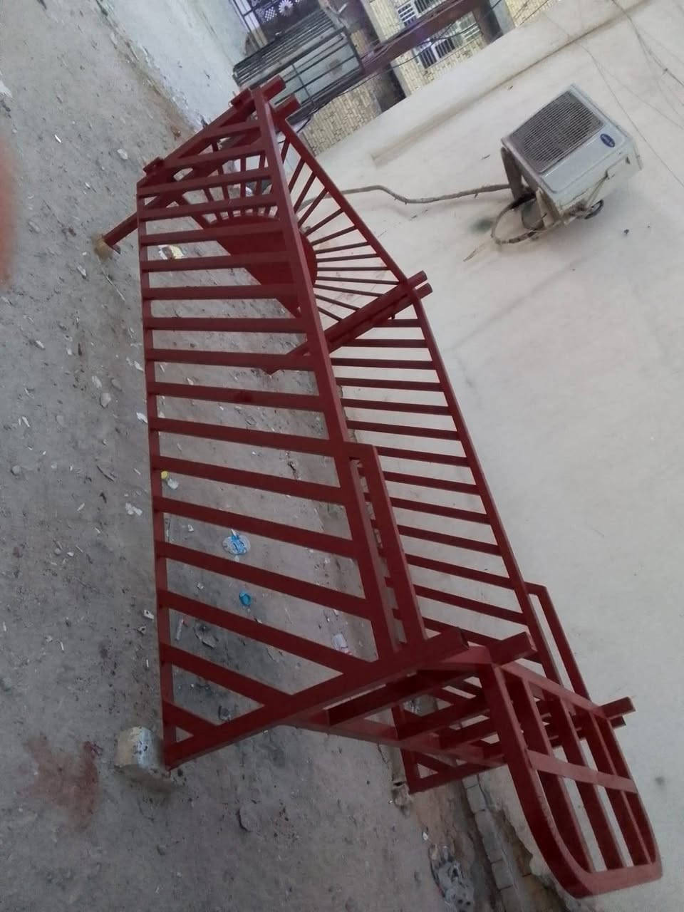 محجر كياا نثيه نضيف لا كسر ولا خياس مكانه بغداد الامين ***********
