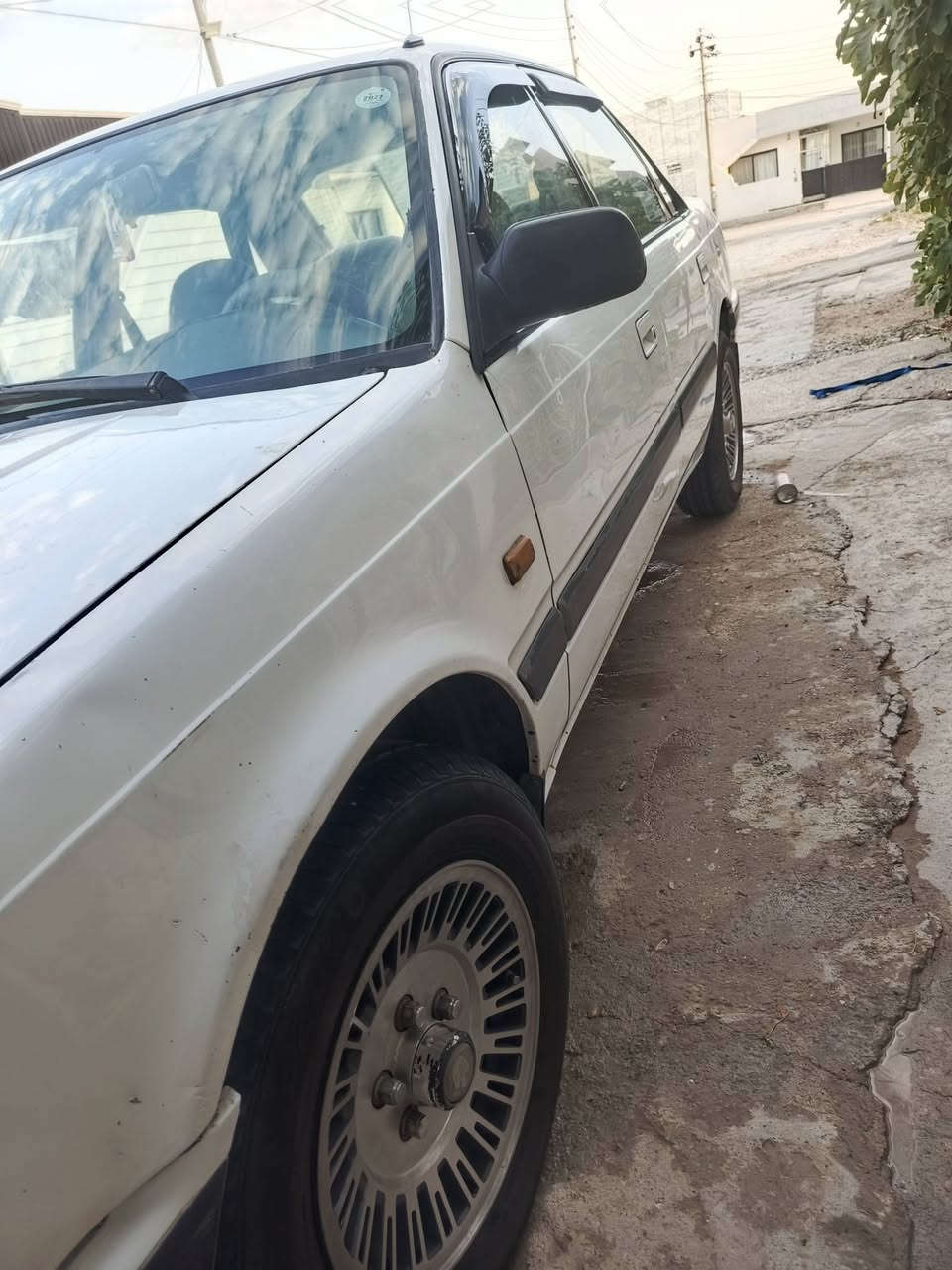 مازداری 1990
هەشت و بەخ
جام کارەبا
رەقەم سلێمانی
سەنەوی بەناوی خۆمەوەیە
چوارتایەی تازە
گێڕ و مەکینە و تەحویل و غەرامە و تایە و ڕزیوی بەشەرت
هەزای تازەیە

*********** واتساپ
