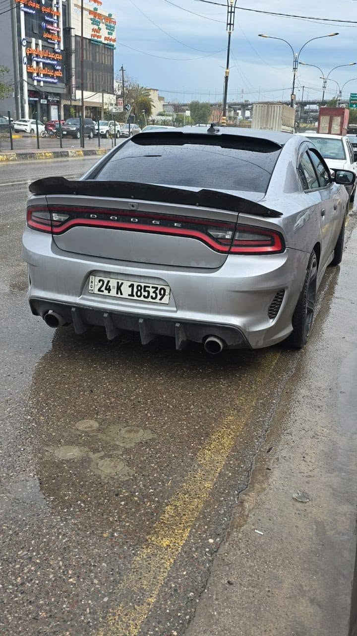 جارجر 2017 RT محرك 5700 بونيد محدث SRT ضررها جاملغات امامي بخ بدون دواخل قبغ صندوق مبدل بخ شرط بدون اي دواخل كير محرك شرط السعر 160 بيها مجال الشراي يتصل مكان السيارة موصل و دهوك 
*********** / ***********
