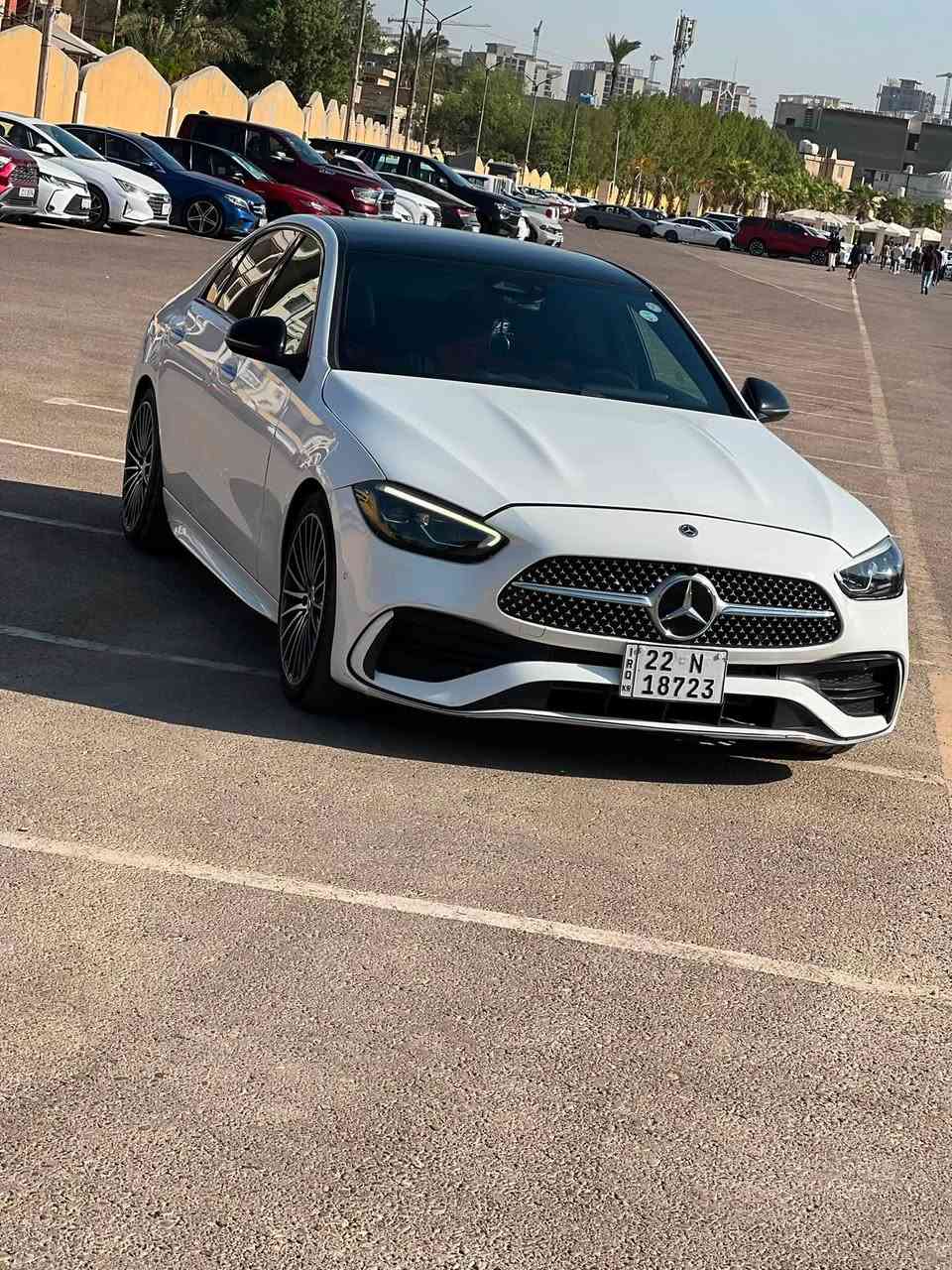 مارسيدس c300 AMG موديل 2024
زيرو ماشية. فقط 20 الف كيلو متر 

طراز  AMG فول مواصفات 

ثلاث انظمة قيادة 

1️⃣سبورت

2️⃣سبوت بلاس

3️⃣ايكو

اختار النظام الي يعجبك 

السيارة فول الفول موصفات 

1- نظام القيادة الذاتية والمساعدة (ADAS) الرادار والكاميرات

‏2-  (DRIVE PILOT ) : يعتبر من أكثر أنظمة القيادة الذاتية من المستوى 3/4 تطوراً في العالم. في ظروف معينة (طرق سريعة مزدحمة)، يمكن للسائق تسليم القيادة الكاملة للسيارة وتشغيل قوانين أو مشاهدة فيلم.

3- نظام المساعدة على التوجيه الذكي (Active Steering Assist):** يحافظ على مسار السيارة في منتصف المسار، حتى في المنحنيات اللطيفة.

4- مساعد الحفاظ على المسار (Active Lane Keeping Assist): يكشف علامات المسارات ويتدخل بتوجيه عكسي لطيف إذا بدأت السيارة في الخروج عن المسار دون استخدام الإشارة.

5- مكابح الطوارئ الذكية مع (Active Emergency Stop Assist): تكشف المشاة والدراجات والسيارات، وإذا لم يستجب السائق، توقف السيارة تلقائيًا.

6- مساعد التكيف مع السرعة (Active Distance Assist DISTRONIC): تحكم تكيفي في السرعة يحافظ على مسافة آمنة عن السيارة التي أمامك، حتى في الزحام، ويتوقف ويعيد التحرك تلقائيًا.

7- مساعد تغيير المسار (Active Lane Change Assist): بمجرد تشغيل إشارة الاتجاه، تتأكد السيارة من أن المسار خالٍ وتنفذ تغيير المسار بسلاسة.

8- نظام التحذير من الاصطدام الأمامي (Front Collision Warning)

9- مساعد الخروج من المرآب الذكي (Remote Parking Assist): يمكن للسيارة أن تدخل أو تخرج من مكان ضيق (مرآب أو موقف) عن بُعد باستخدام تطبيق الهاتف الذكي، بدون وجود السائق داخلها.

10- رادار بعيد المدى (Long-Range Radar): للمسافات الطويلة على الطرق السريعة.

11- رادارات قصيرة المدى (Short-Range Radars): في الزوايا الأربع للسيارة للكشف عن العوائق أثناء المناورة وتغيير المسار.

12- أجهزة استشعار أولتراسونيك (Ultrasonic Sensors): للمسافات القصيرة جدًا أثناء الركن.

13- الشاشة ( MBUX Hyperscreen ): لوحة قيادة رقمية كاملة بشاشة كبيرة الحجم وشاشة مركزية ضخمة 

14- نظام MBUX (Mercedes-Benz User Experience): نظام الوسائط المتعددة الأكثر ذكاءً، يتعرف على الكلام الطبيعي ("مرحبا مرسيدس، أشعر بالبرودة" أو "اضبط الإضاءة على اللون الأزرق").

15- مقاعد أمامية ذات تحكم كهربائي ذاكرة  وتهوية وتسخين 

16- التحكم بالمناخ الذكي من 4 مناطق (4-Zone THERMATIC): حيث يمكن لكل راكب ضبط درجة الحرارة والتدفئة والتهوية حسب رغبته.

17- الإضاءة البيئية AMBIENT LIGHTING:مع 64 لونًا لتختار منهم، وإعدادات إضاءة متحركة ومتعددة.

18- سقف بانورامي كهربائي (Panoramic Sliding Sunroof)

19- فتح وإغلاق وإقلاع السيارة بدون مفتاح (Keyless-Go) 

20- شحن لاسلكي للهواتف الذكية 

21- نظام المساعدة على الكبح (BAS)

22- نظام منع انغلاق المكابح (ABS)

23- نظام صوتي عالي الجودة من Burmester مع 15 مكبر صوت.

 

24- دعم كامل لتكامل الهواتف الذكية عبر Apple CarPlay وAndroid Auto

25-دركة رياضية على شكل حرف D

26- داخل احمر ملكي 

السعر : 34  وبيها  مجال

*********** متوفر واتس اب 

بغداد - اليرموك
