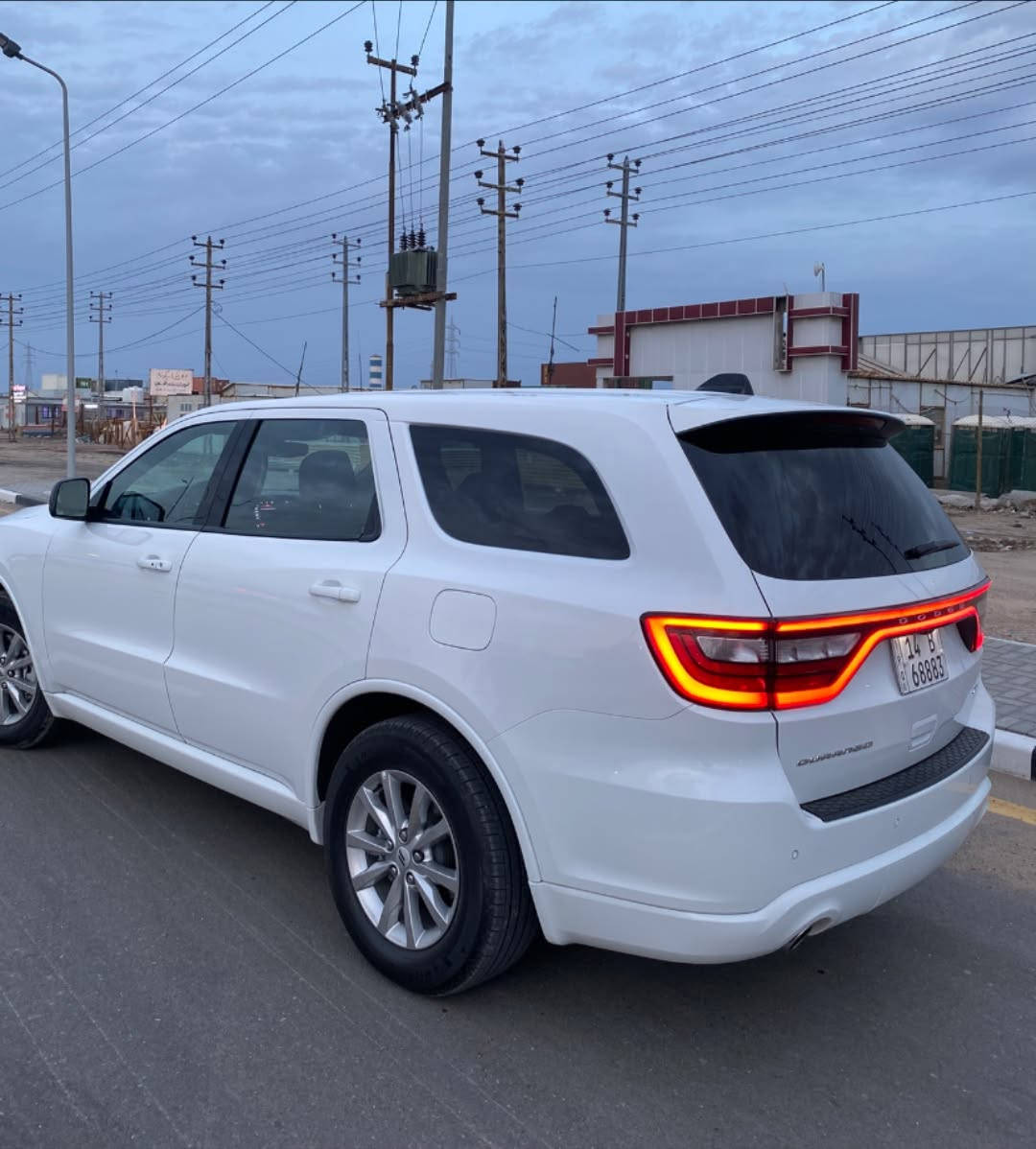 دوج دورنكـو مـوديـل 2025 Dodge Durango 🔥

سلام عليكم اخوان🫡
نوع السياره:دوج دورنكو
موديل السياره:2025
فائة السياره:GT
لون السياره:ابيض🤍
المسافه المقطوعه:49.000الف كم قابل للزياده❤️‍🔥
حالة السياره:كفاله عامه (استيراد خاص)
محرك السياره: V6 /3.600
السياره مرقمه (شهداء بصرة)

الـمــواصـفـات :

1:تحتوي على شاشه كبيره حجم الشاشة هو 10.1 بوصة، وتعمل باللمس عبر نظام الترفيه والمعلومات الحديث Uconnect 5 (وتدعم نظامي Apple CarPlay و Android Auto بشكل لاسلكي).
2:عدد الركاب:7
3:تدفئة كشنات
4:تدفئة سترين
5:تبريد ثلاث قطع مركزي
6:تايرات السياره مال الوكاله
7:تحتوي على نظام SPORT🏁🚀 
8:تحتوي على نضام ECO
9:كير السياره 8 سرعات
10:مثبت سرعه
11:نقطة عمياء في المري الجانبيه
12:نوع الإضاءة (اللايت) الأمامي للسياره هو LED 
13:تحتوي على منفذين تايبسي و منفذين يوسبي ومنفذ AUX
14:رادار خلفي
15:ويل السياره 18 بلادي مال GT

والعديد من الموصفات 

حالة السياره جيده جداً جداً يعني السياره اخت الزيرو 

وسعر السياره 325$ وبيه مجال❤️
للاستفسار رقم الهاتف :***********🌺
