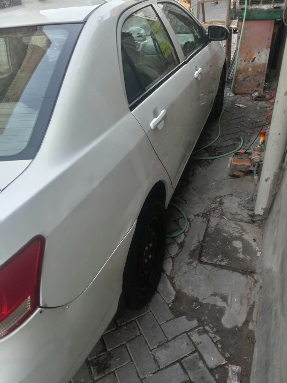 سلام عليكم بيوايدي جي ٣موديل ١٣سياره خير من الله كله شغال مابيهه نقص. ترايهه يخبل رقم بغداد تحويل ثاني يوم الس46 ورقه وبيهه مجال لشراي رقم الهاتف *********** مكان مدينه الصدر
